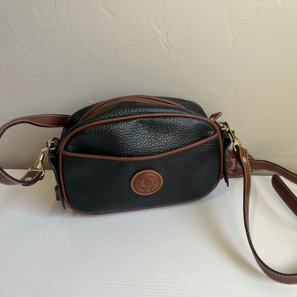 Vintage Cross Body Leather‎ Purse Black Brown Leather Tassel LG Classic Small